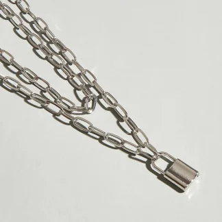 sidabrinė grandinėlė su pakabuku spynos silver chain necklace with lock
